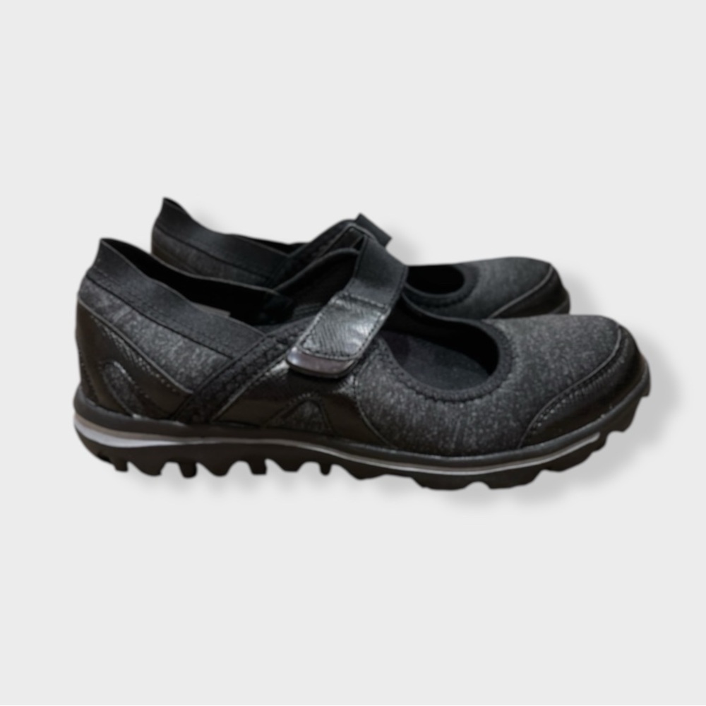 Propét Footwear | Onalee Mary Jane | Size 6 AA (narrow) | Grey/Black | $40.00